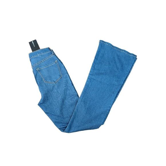 Fashion Nova Deep In my Soul Medium Wash Flare Jeans Women's Size 5 - Picture 1 of 4